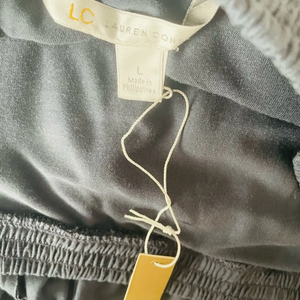 NWT! Lauren Conrad Pleated Skirt - SZ L - Picture 4 of 4